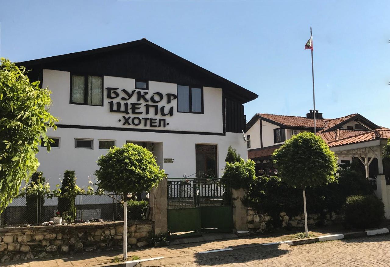 Guest House Bukor Shtepi Mandrica Exterior foto