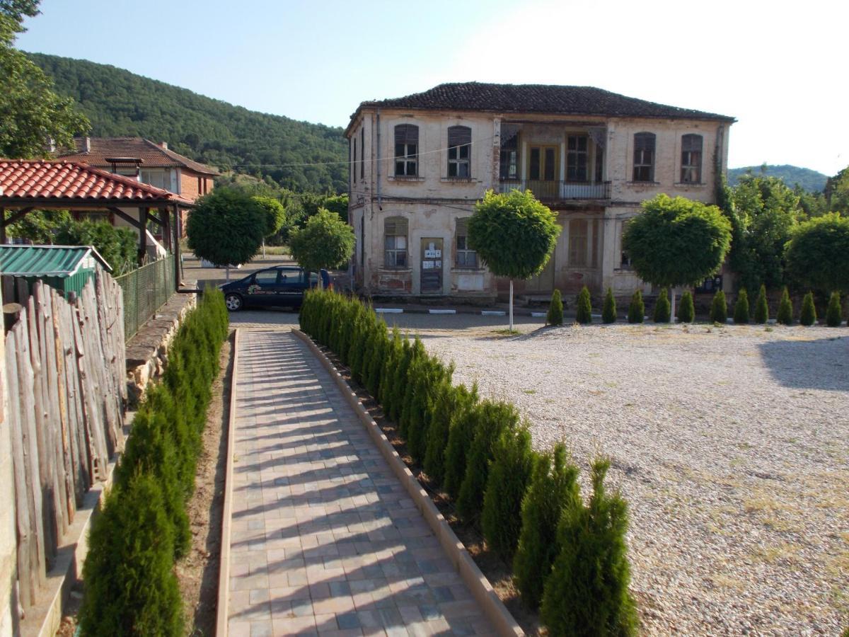 Guest House Bukor Shtepi Mandrica Exterior foto